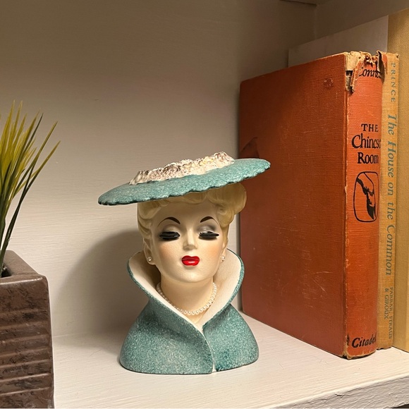 1959 Napco Lady Vase - Picture 3 of 6